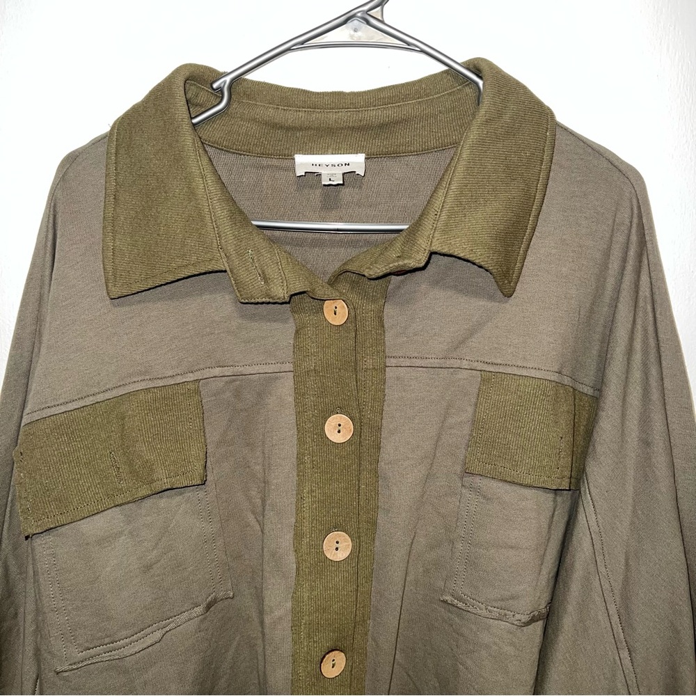 🍀4 for 25🍀 Heyson | Green Oversized Button Up Shirt - Picture 3 of 5